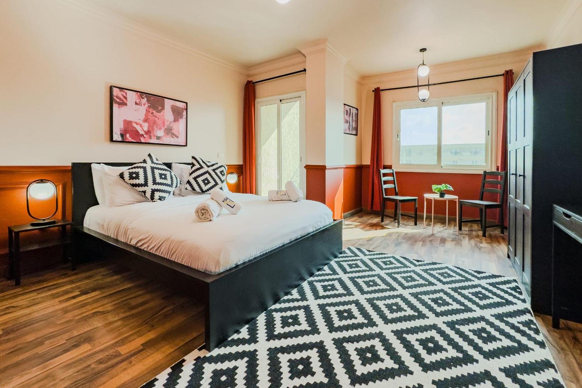 Distinct & Decent 2 Bdr Apt Steps From Nightlife And Airport Kairo Eksteriør bilde